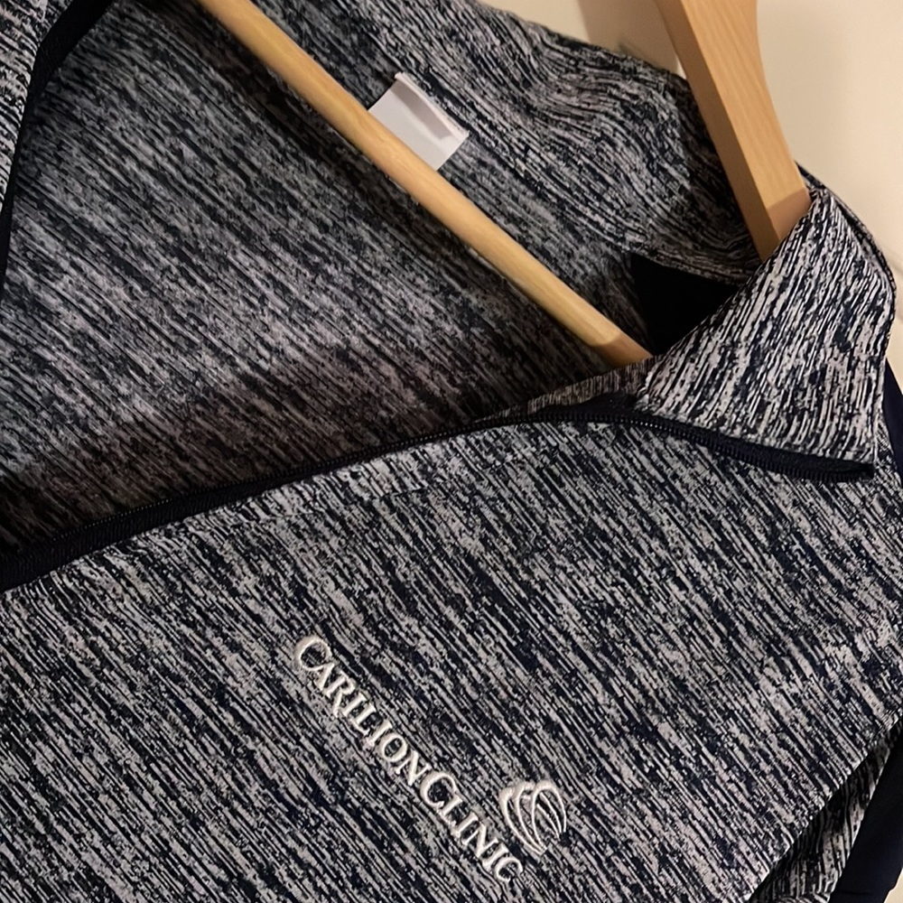 Lightweight pullover - Picture 2 of 2